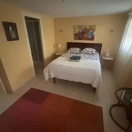 Beaurivage, Prive Dans Maison D'hote Avec Parc Πανσιόν Libourne